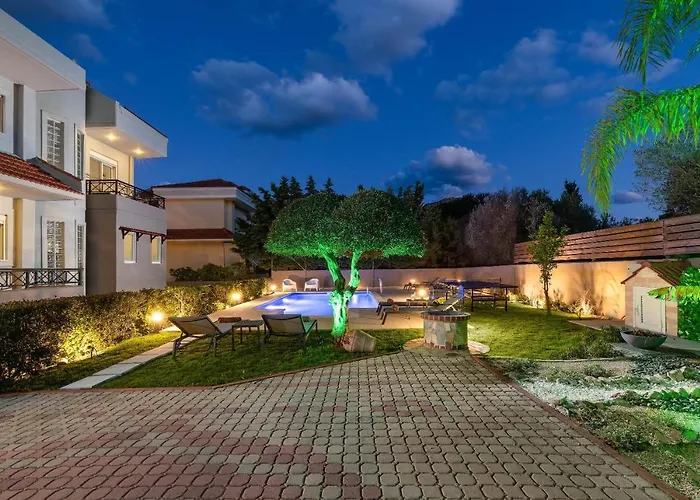 Emmelia Vila *